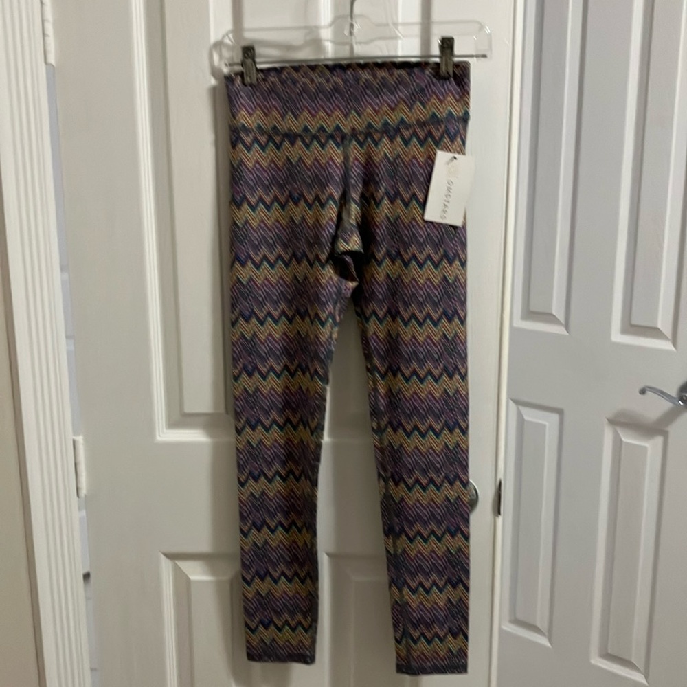 NWT Omstars Yoga Pants. Size- M